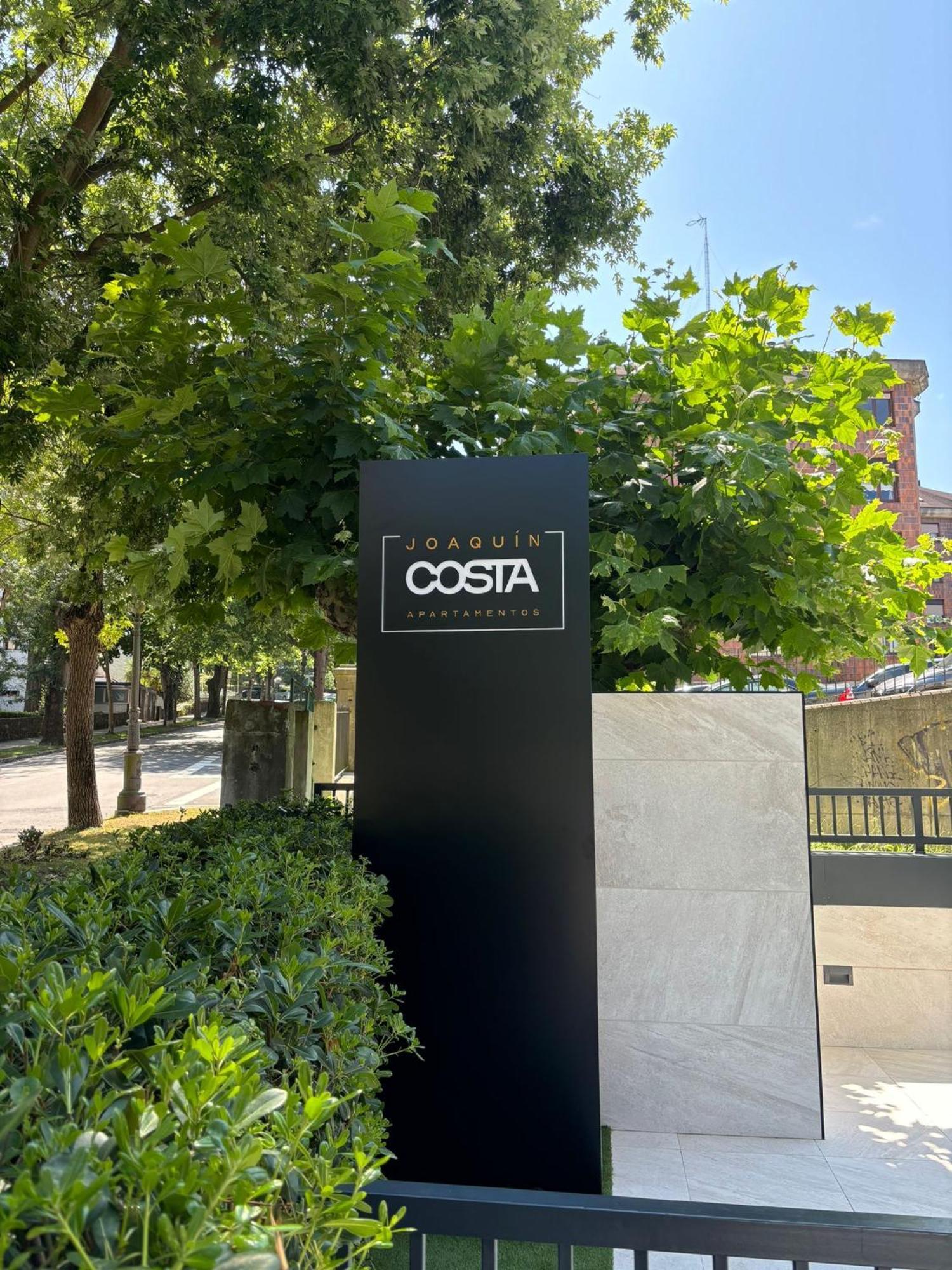 Apartamentos Joaquin Costa Santander Dış mekan fotoğraf