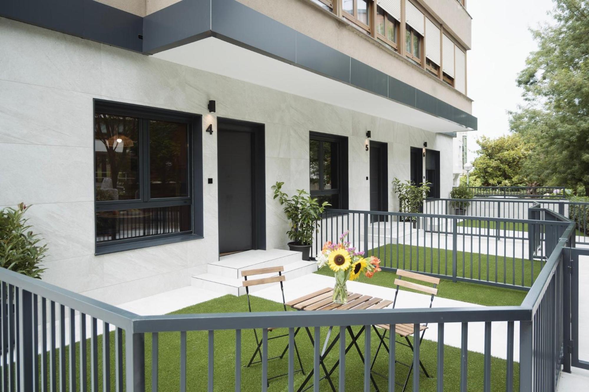 Apartamentos Joaquin Costa Santander Dış mekan fotoğraf