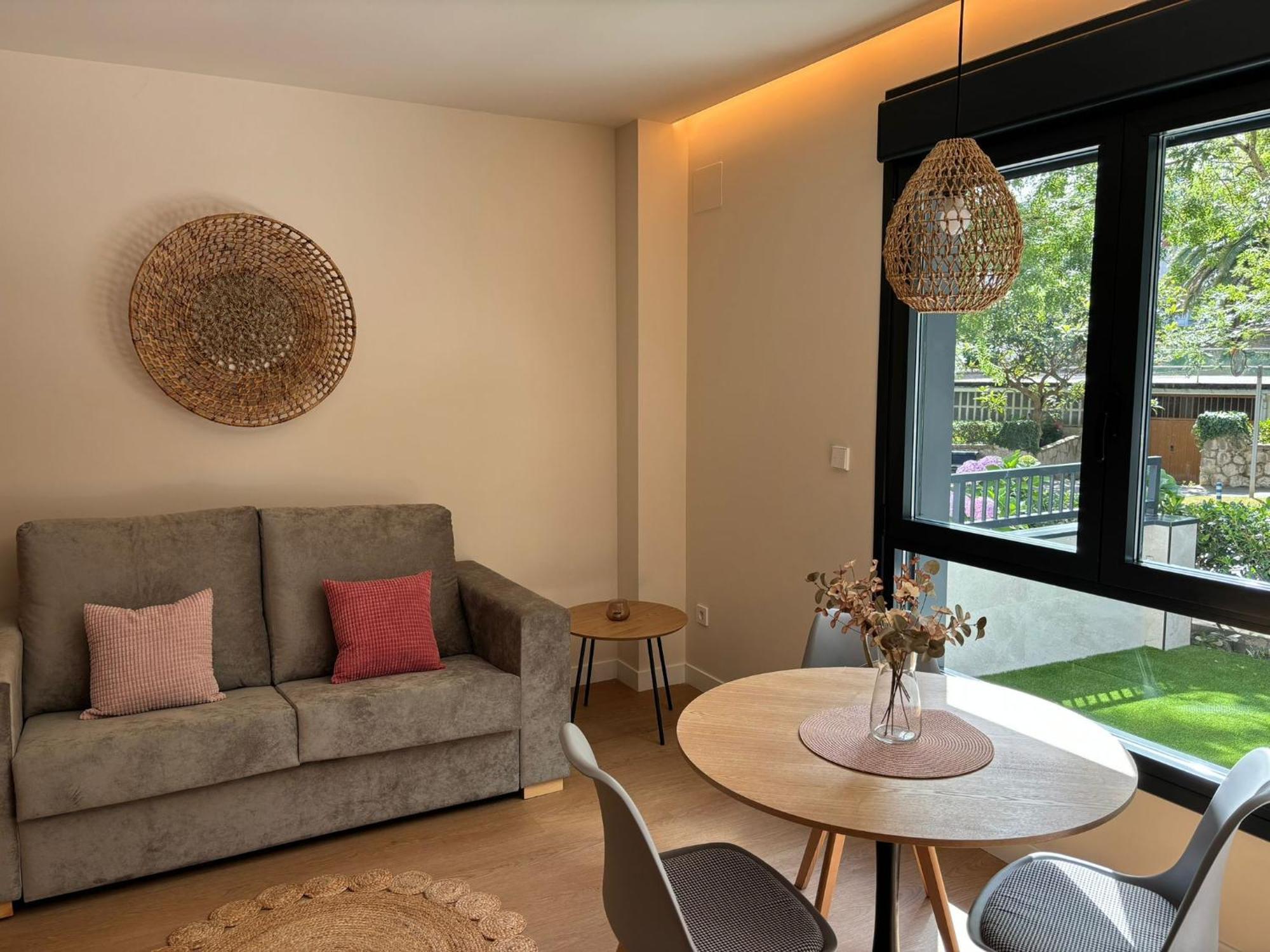 Apartamentos Joaquin Costa Santander Dış mekan fotoğraf