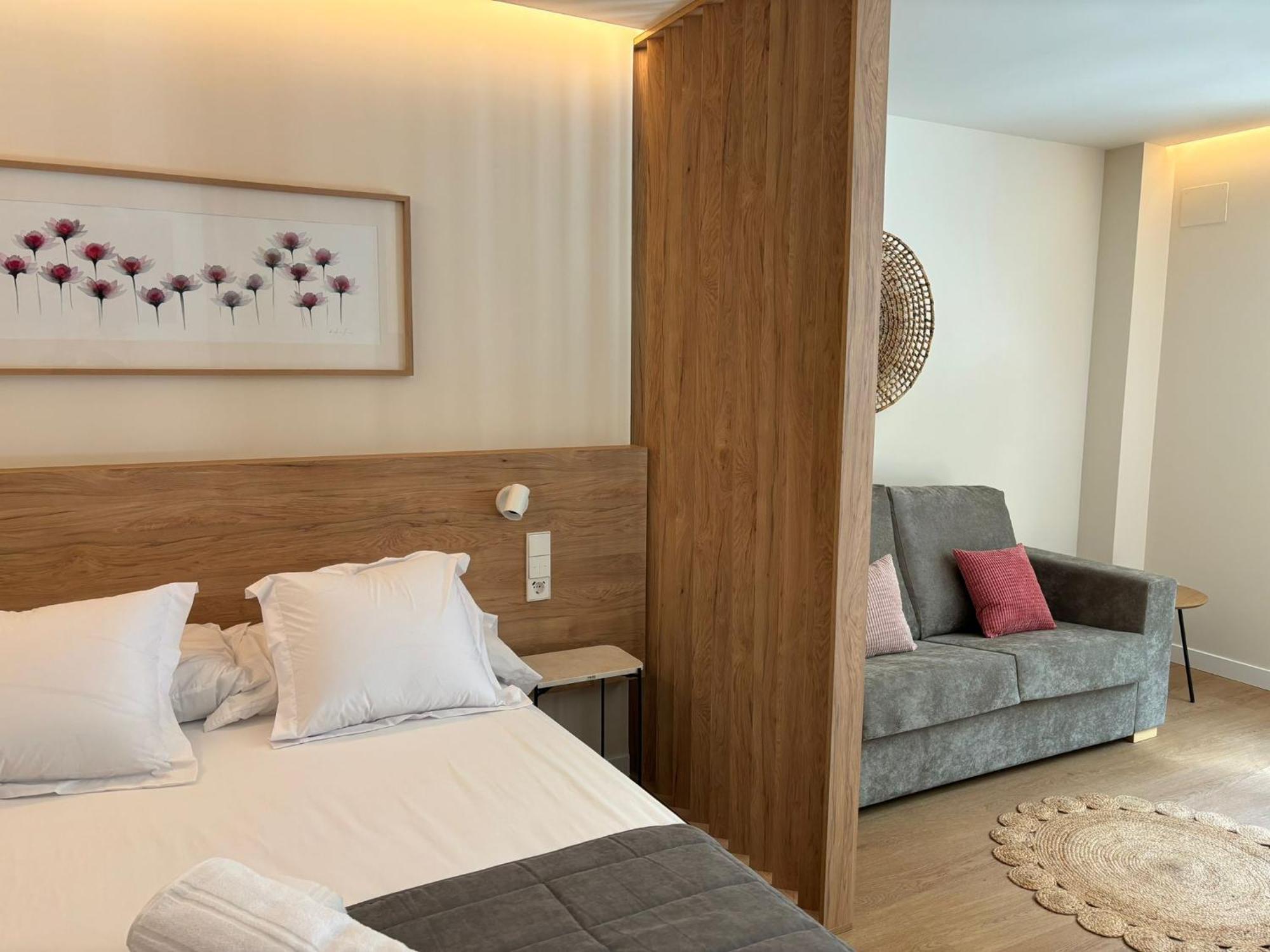 Apartamentos Joaquin Costa Santander Dış mekan fotoğraf