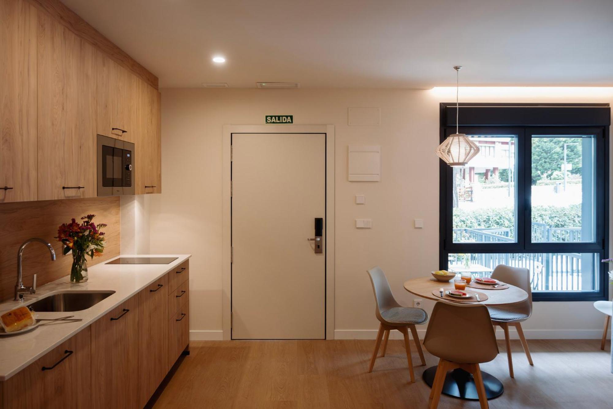 Apartamentos Joaquin Costa Santander Dış mekan fotoğraf