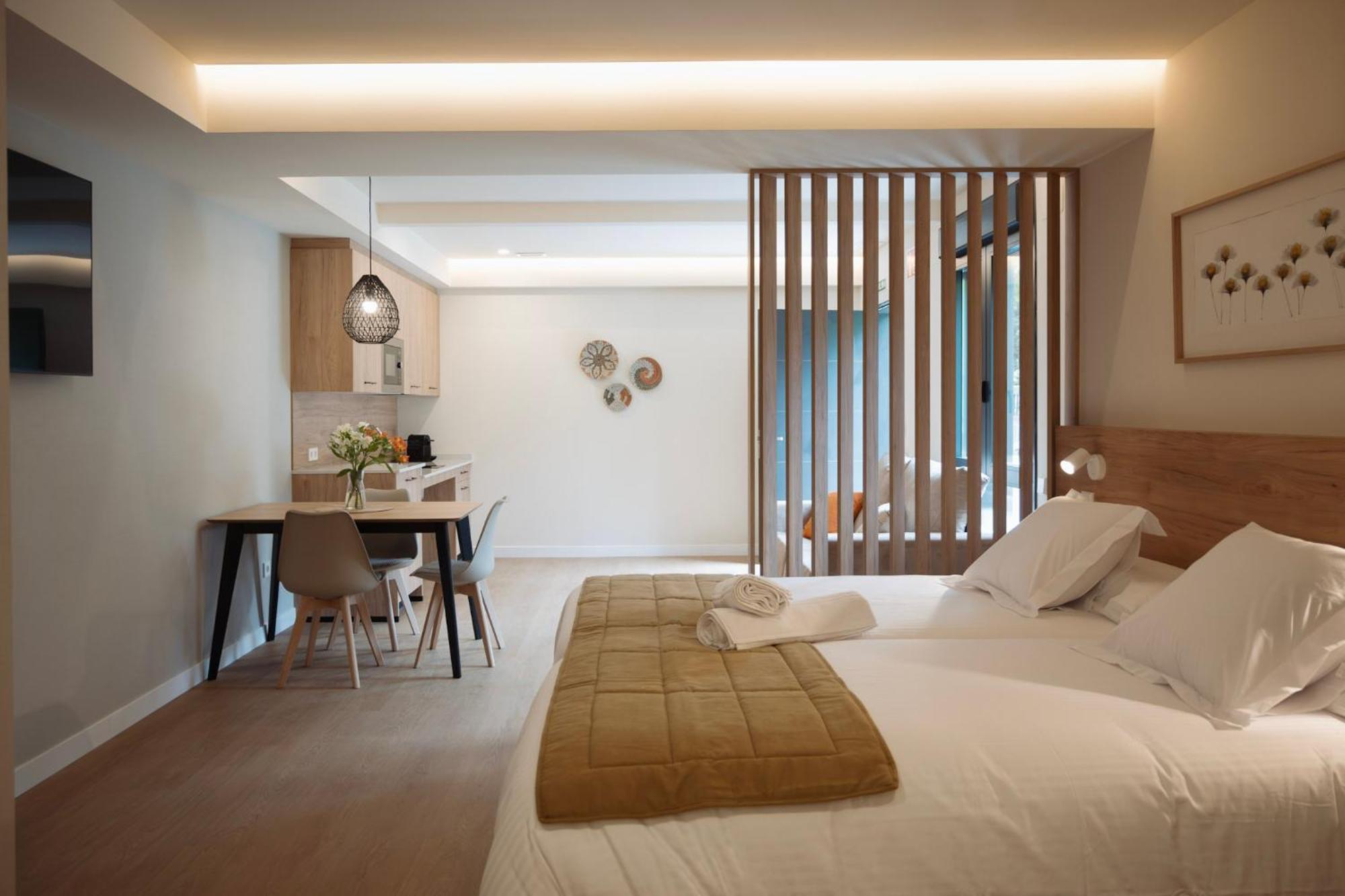 Apartamentos Joaquin Costa Santander Dış mekan fotoğraf