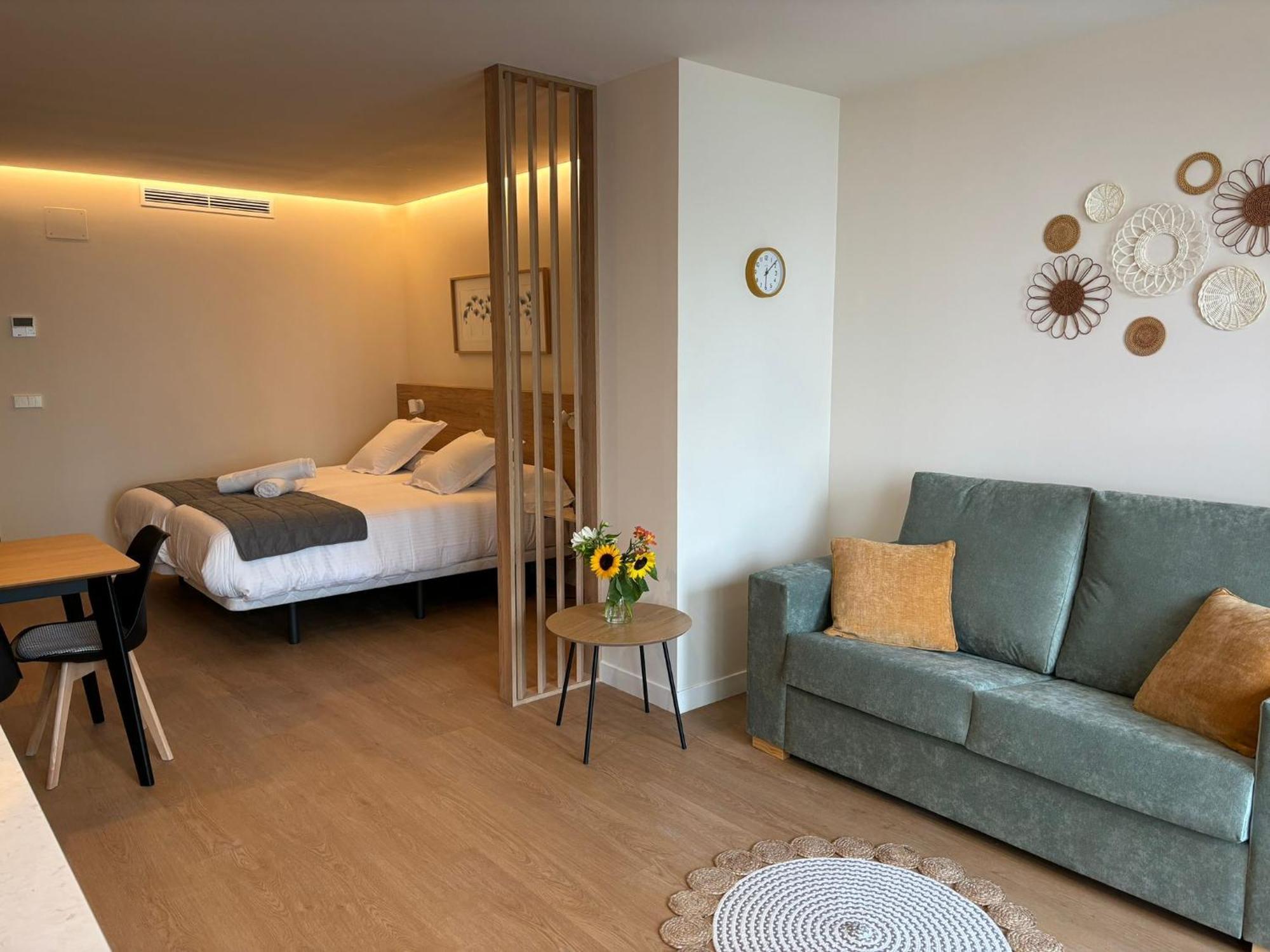 Apartamentos Joaquin Costa Santander Dış mekan fotoğraf