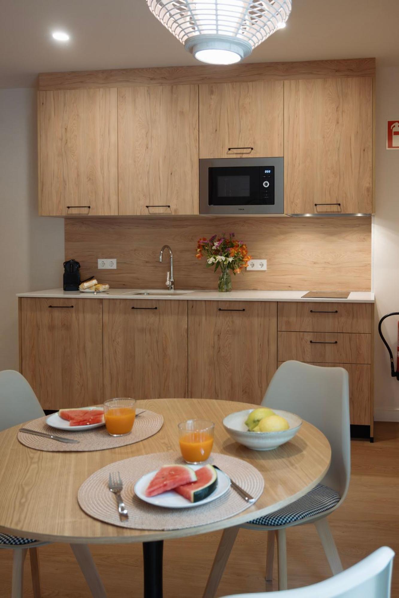 Apartamentos Joaquin Costa Santander Dış mekan fotoğraf