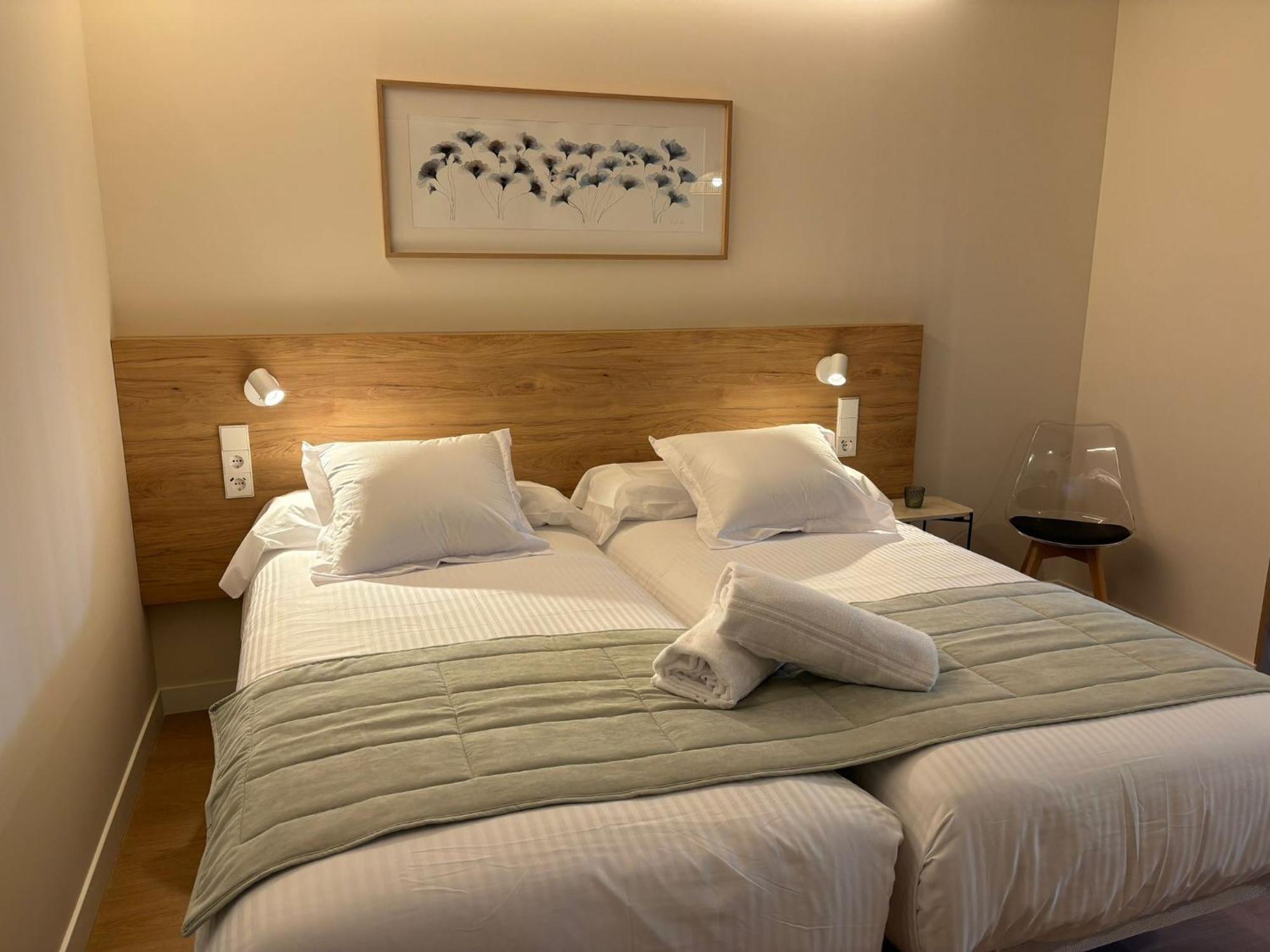 Apartamentos Joaquin Costa Santander Dış mekan fotoğraf